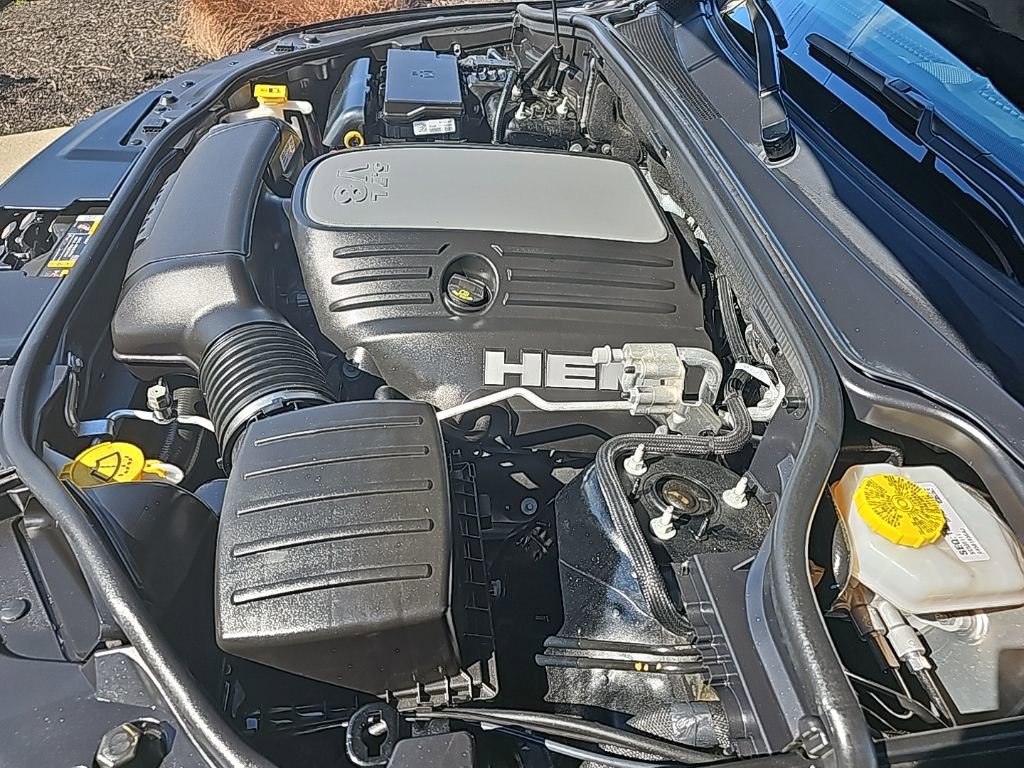 Certified 2025 Dodge Durango R/T w/ Trailer Tow Group IV image 38