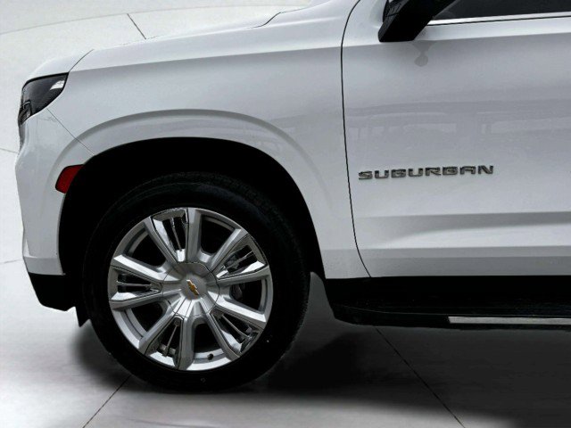 Used 2021 Chevrolet Suburban Premier w/ Premium Package image 61