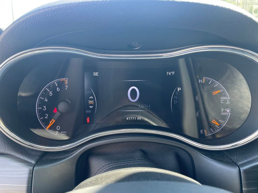 Used 2021 Jeep Grand Cherokee Laredo X image 13