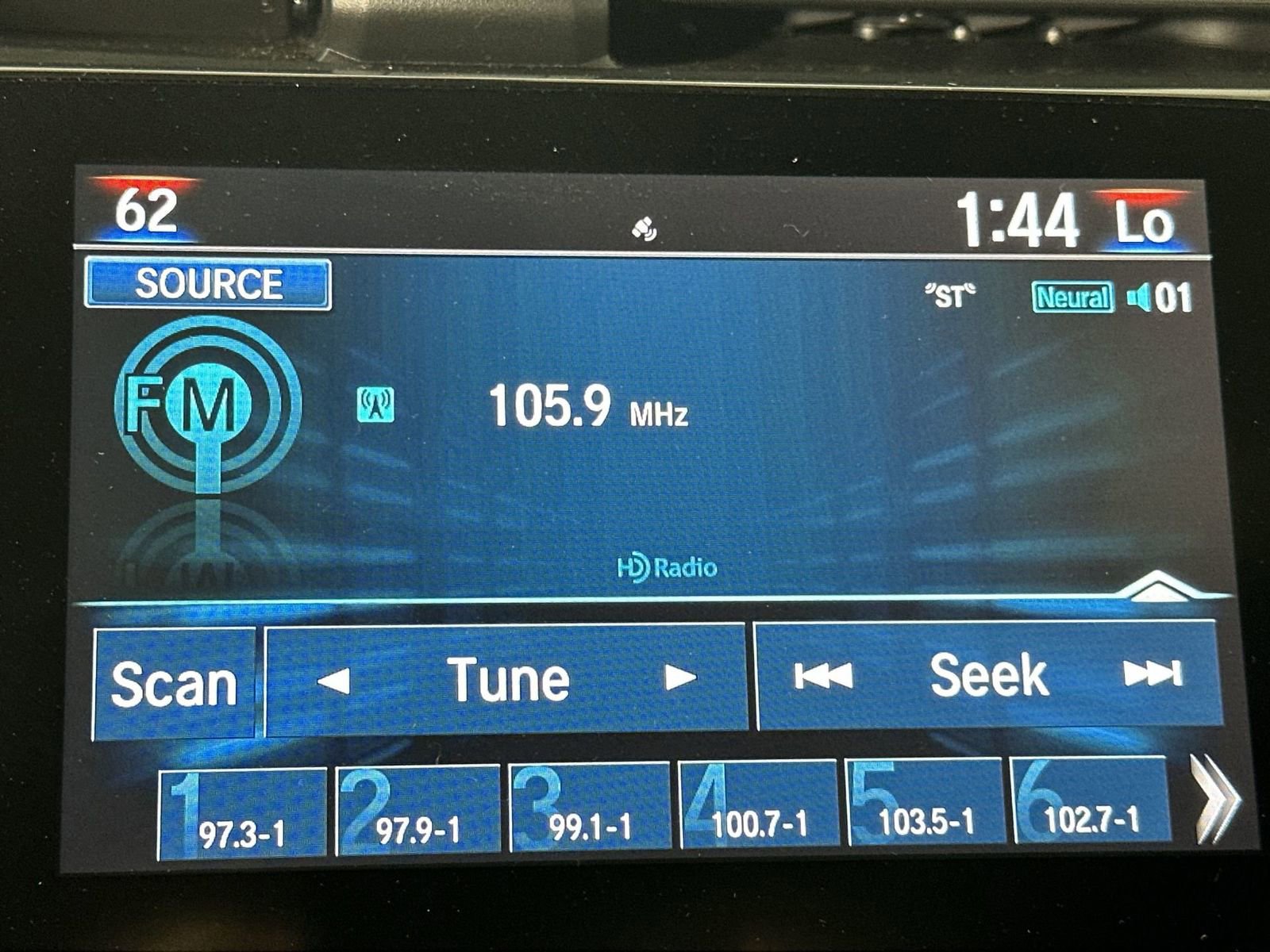 Used 2016 Honda Civic EX-L image 21