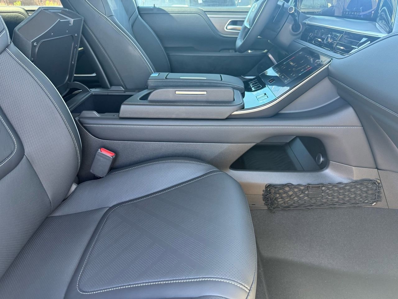 New 2026 INFINITI QX80 Luxe AWD/4WD image 31