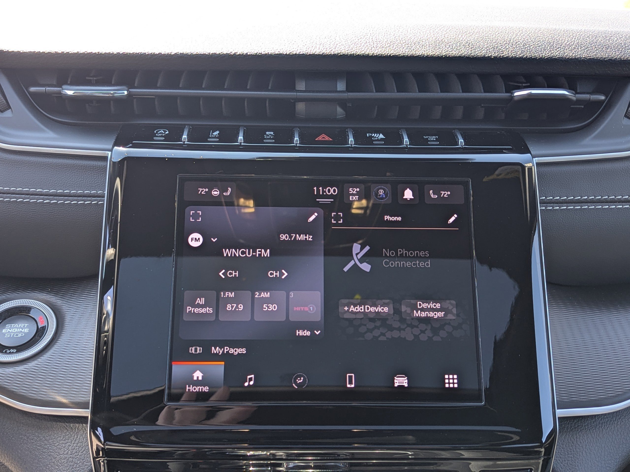 Certified 2025 Jeep Grand Cherokee Laredo X w/ Luxury Tech Group I image 23