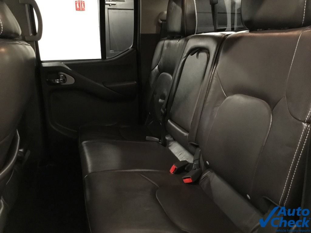 Used 2016 Nissan Frontier PRO-4X w/ Pro-4x Luxury Package AWD/4WD image 35