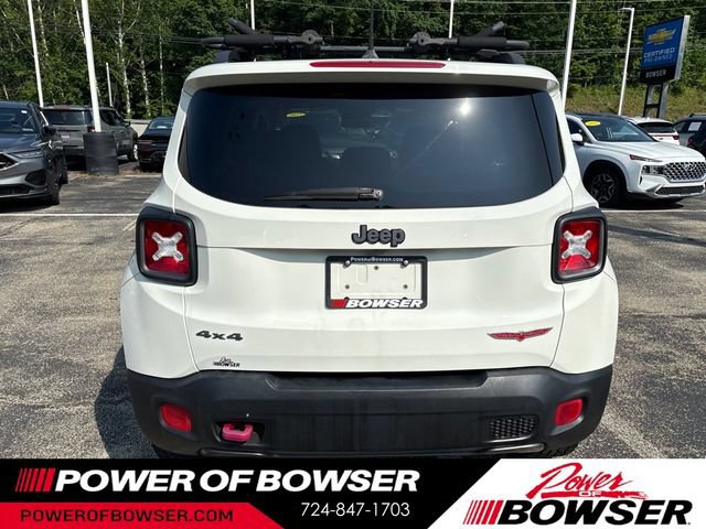 Used 2017 Jeep Renegade Trailhawk AWD/4WD image 4