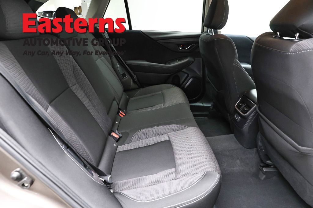 Used 2022 Subaru Outback Premium image 22