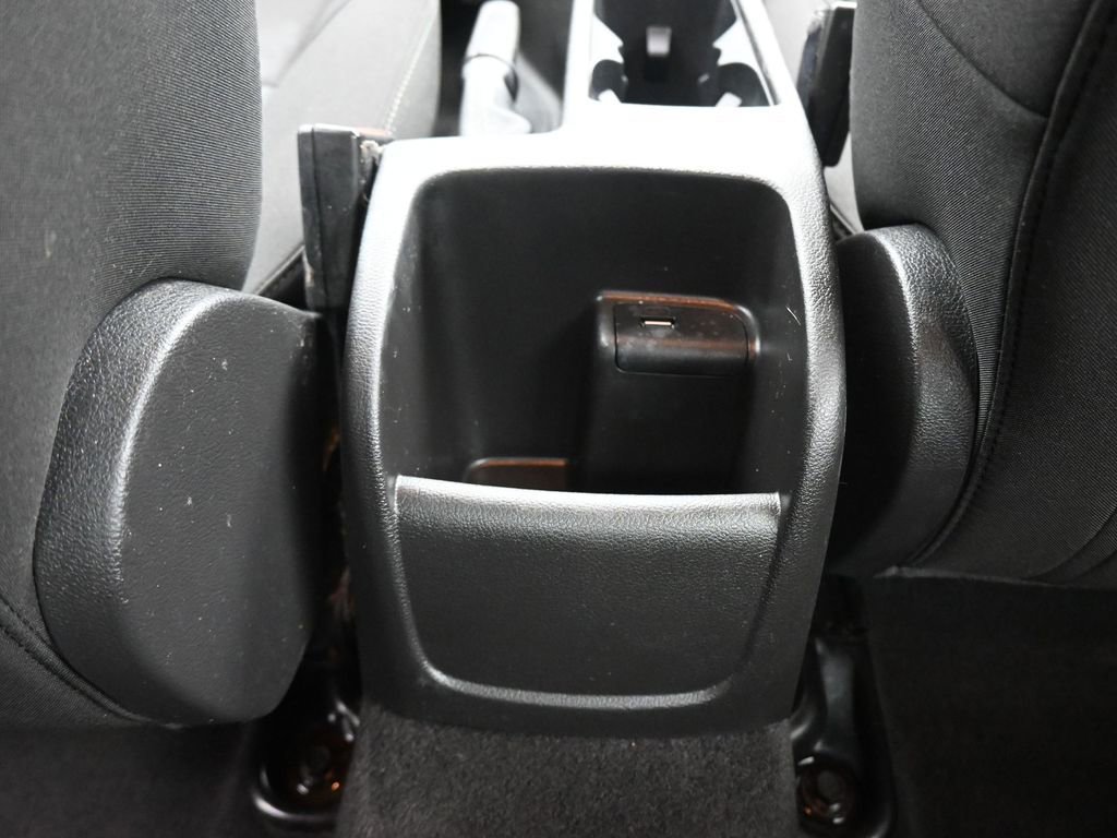 Used 2018 Ford Focus S image 27