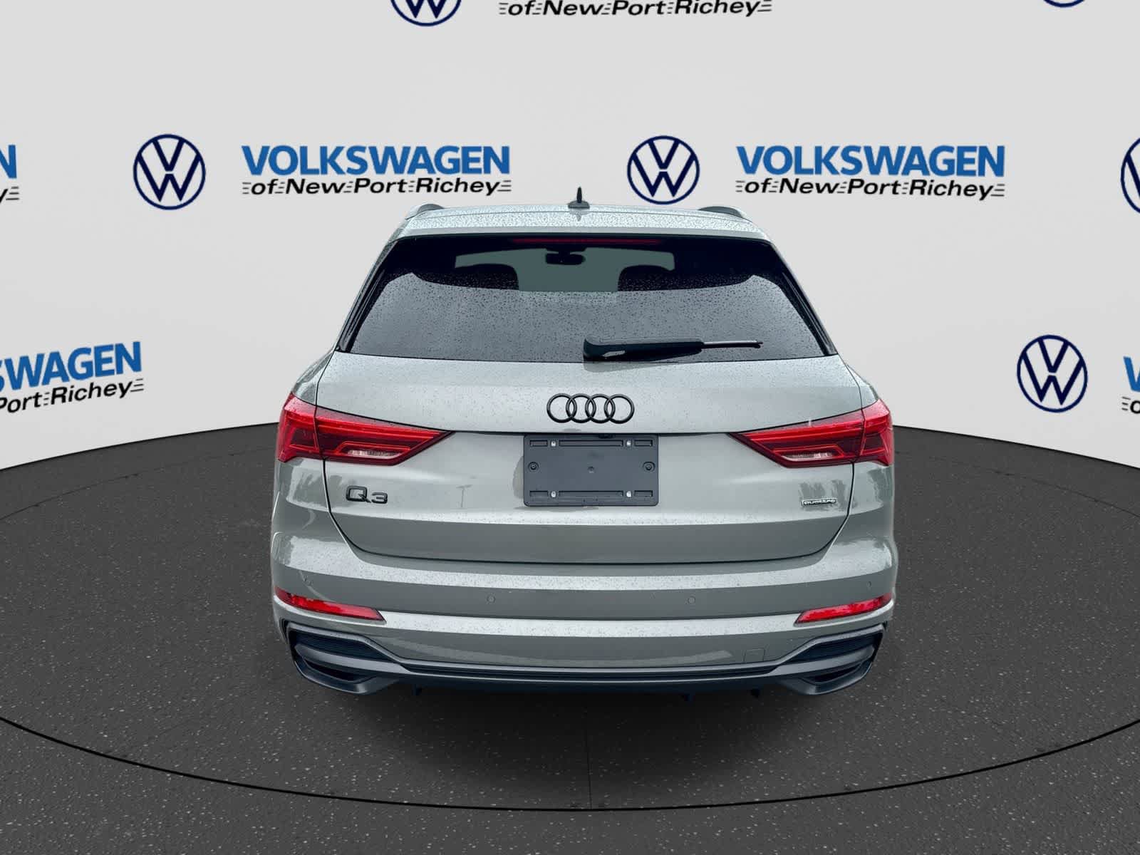 Used 2022 Audi Q3 2.0T Premium Plus AWD/4WD image 13