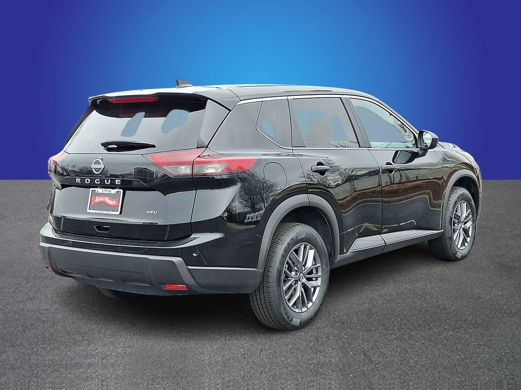Used 2024 Nissan Rogue S image 6