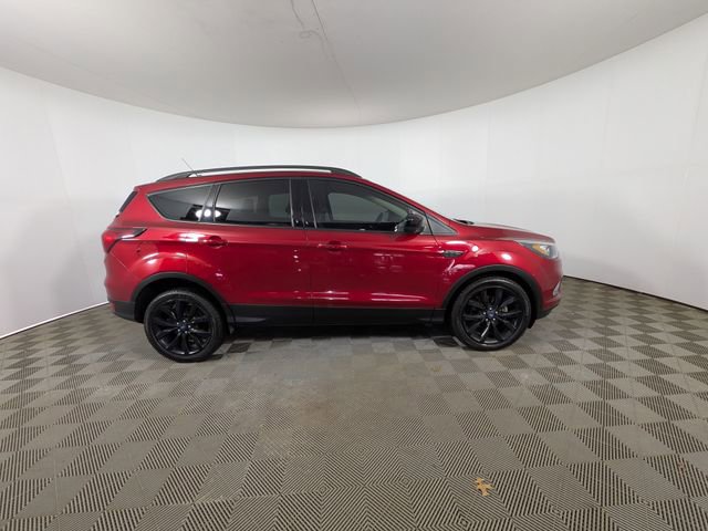 Used 2019 Ford Escape SE FWD image 32