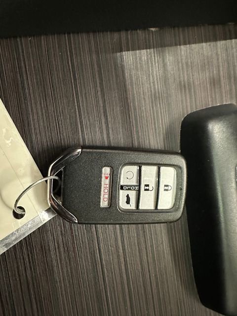 Used 2022 Honda Pilot Black Edition image 16