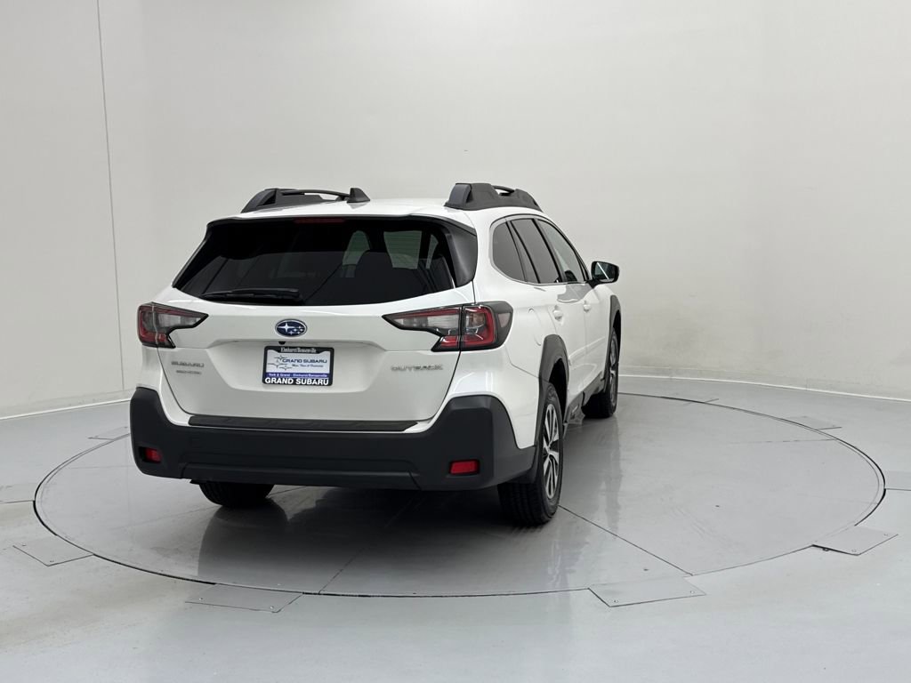 Certified 2024 Subaru Outback Premium image 5