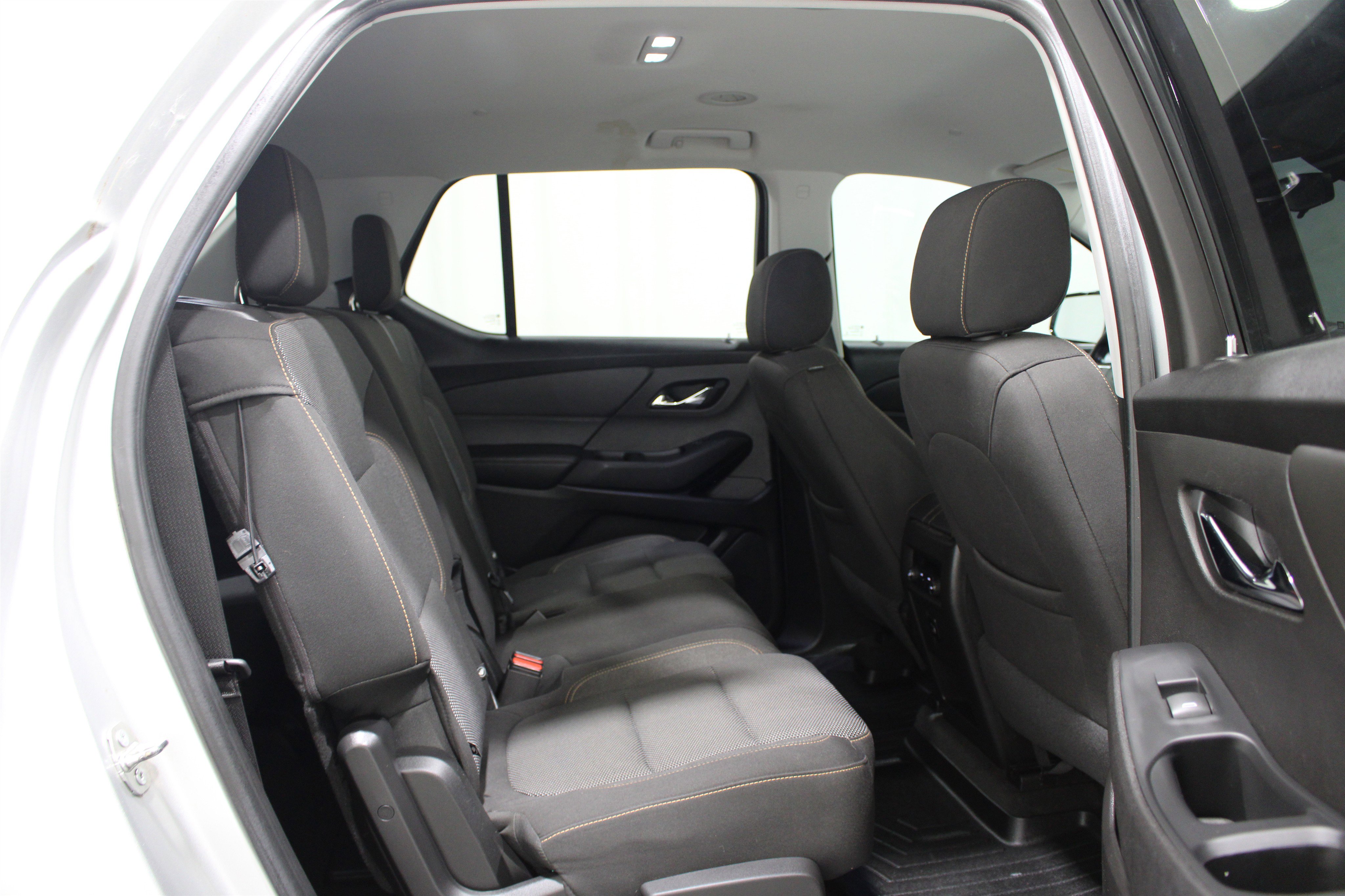 Used 2018 Chevrolet Traverse LS FWD image 22