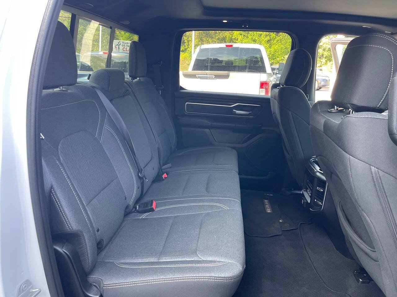 Used 2019 RAM 1500 Big Horn AWD/4WD image 32