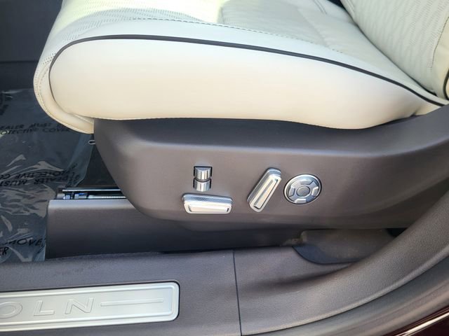 New 2025 Lincoln Nautilus Black Label image 14