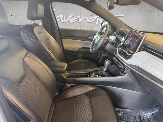 Used 2024 Jeep Compass Latitude AWD/4WD image 25