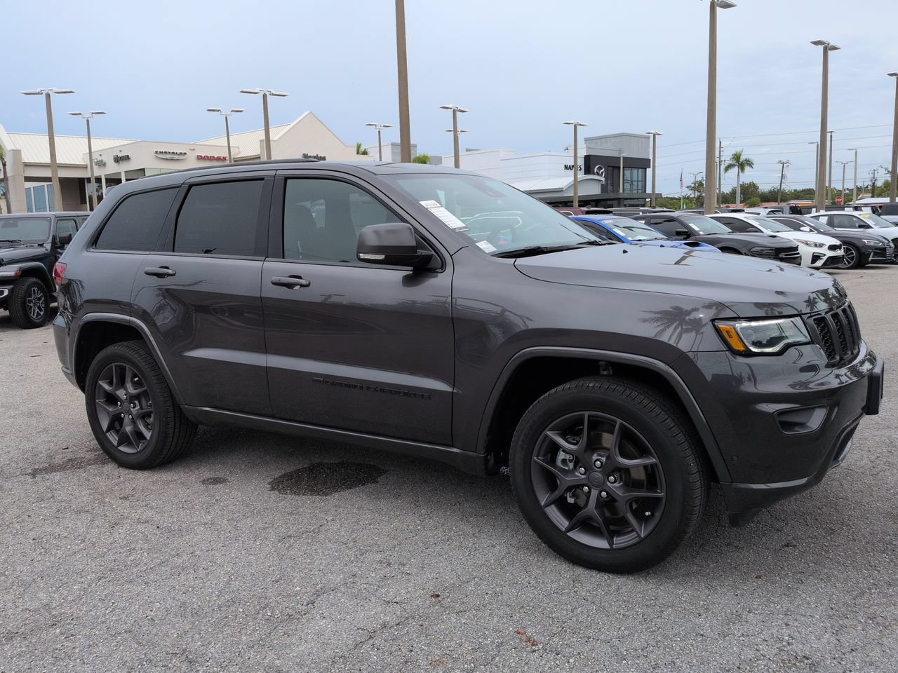 Used 2021 Jeep Grand Cherokee Limited w/ Quick Order Package 28K 80th AWD/4WD image 2