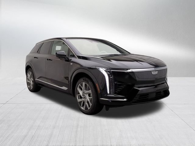 New 2027 Cadillac Optiq Luxury w/ LPO, Floor Liner Package AWD/4WD image 3