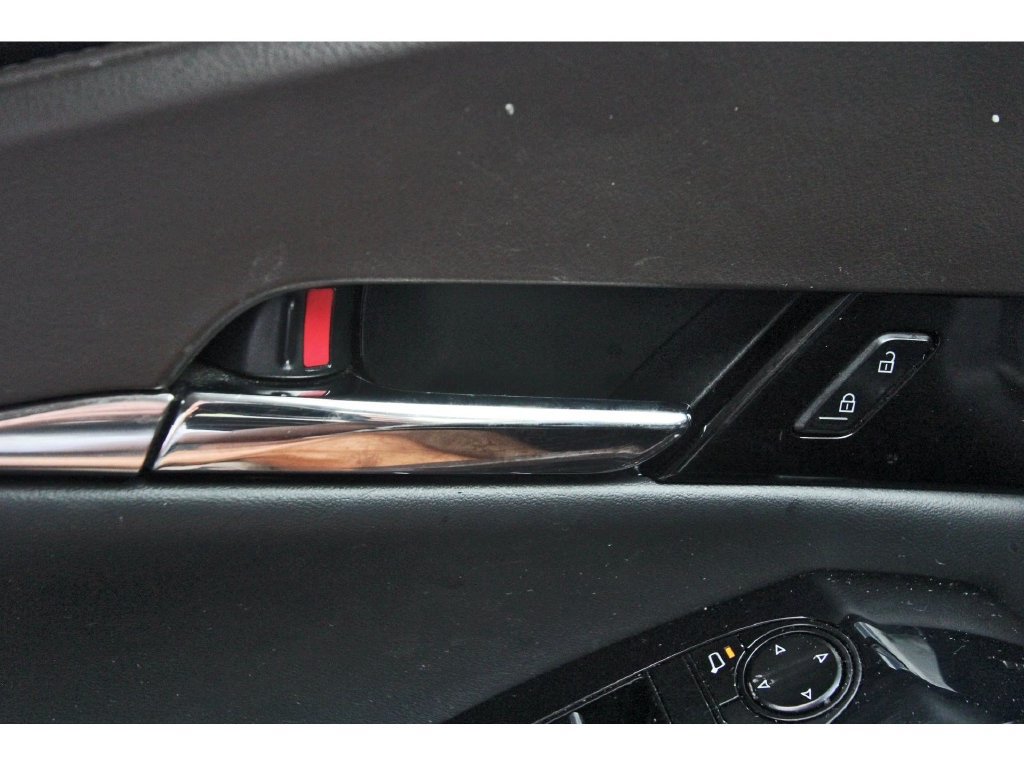 Used 2021 MAZDA CX-30 FWD 2.5 S w/ Premium Package image 21