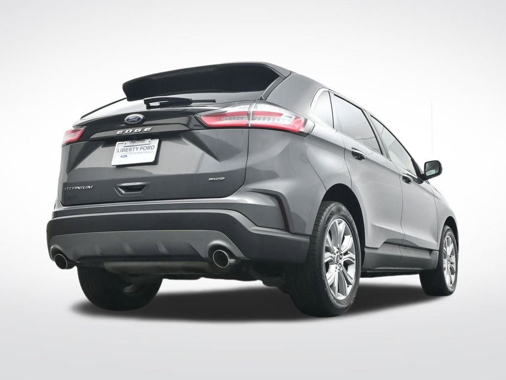 Used 2024 Ford Edge Titanium image 37