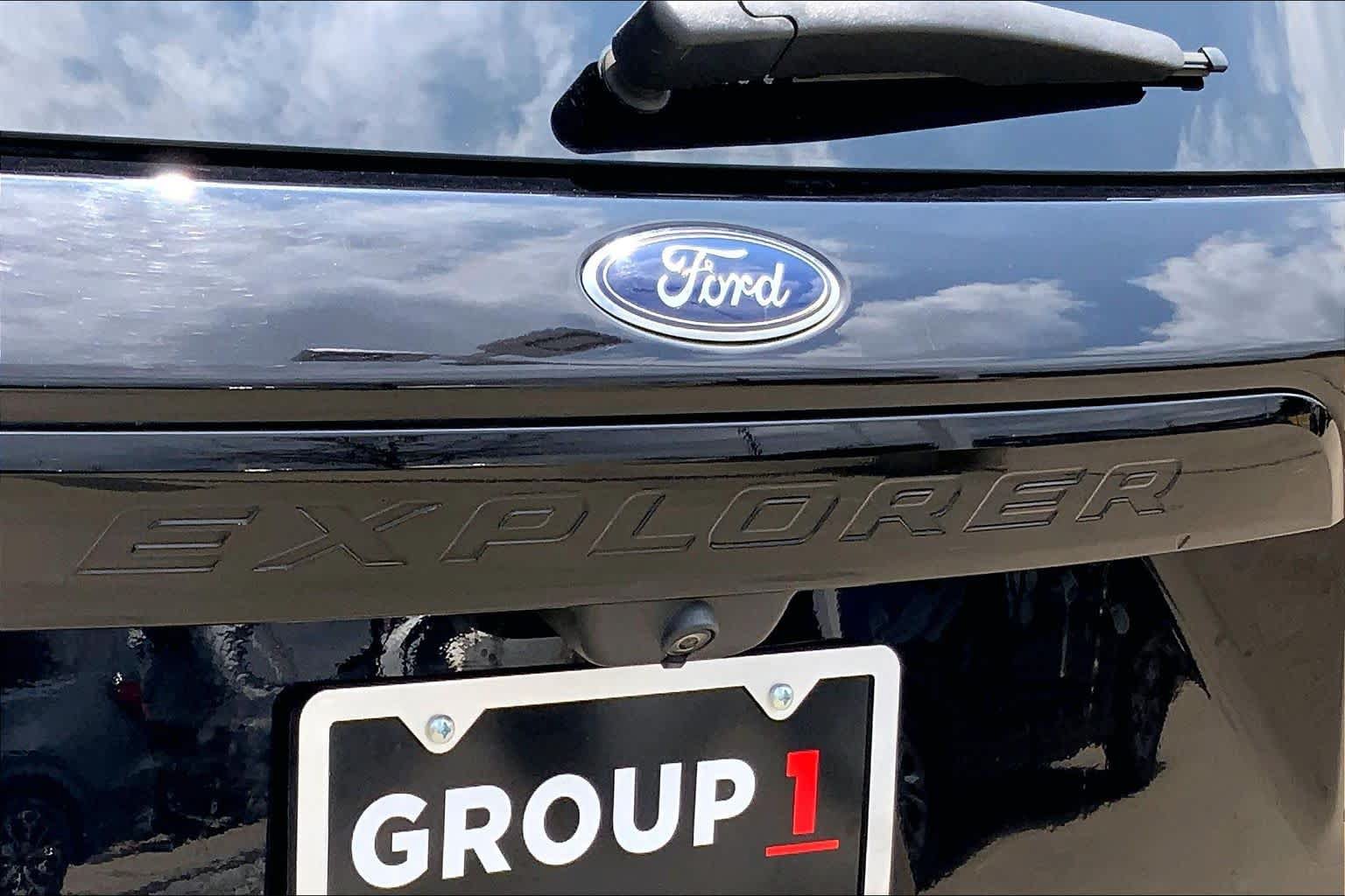 Used 2020 Ford Explorer ST w/ ST Street Pack AWD/4WD image 30