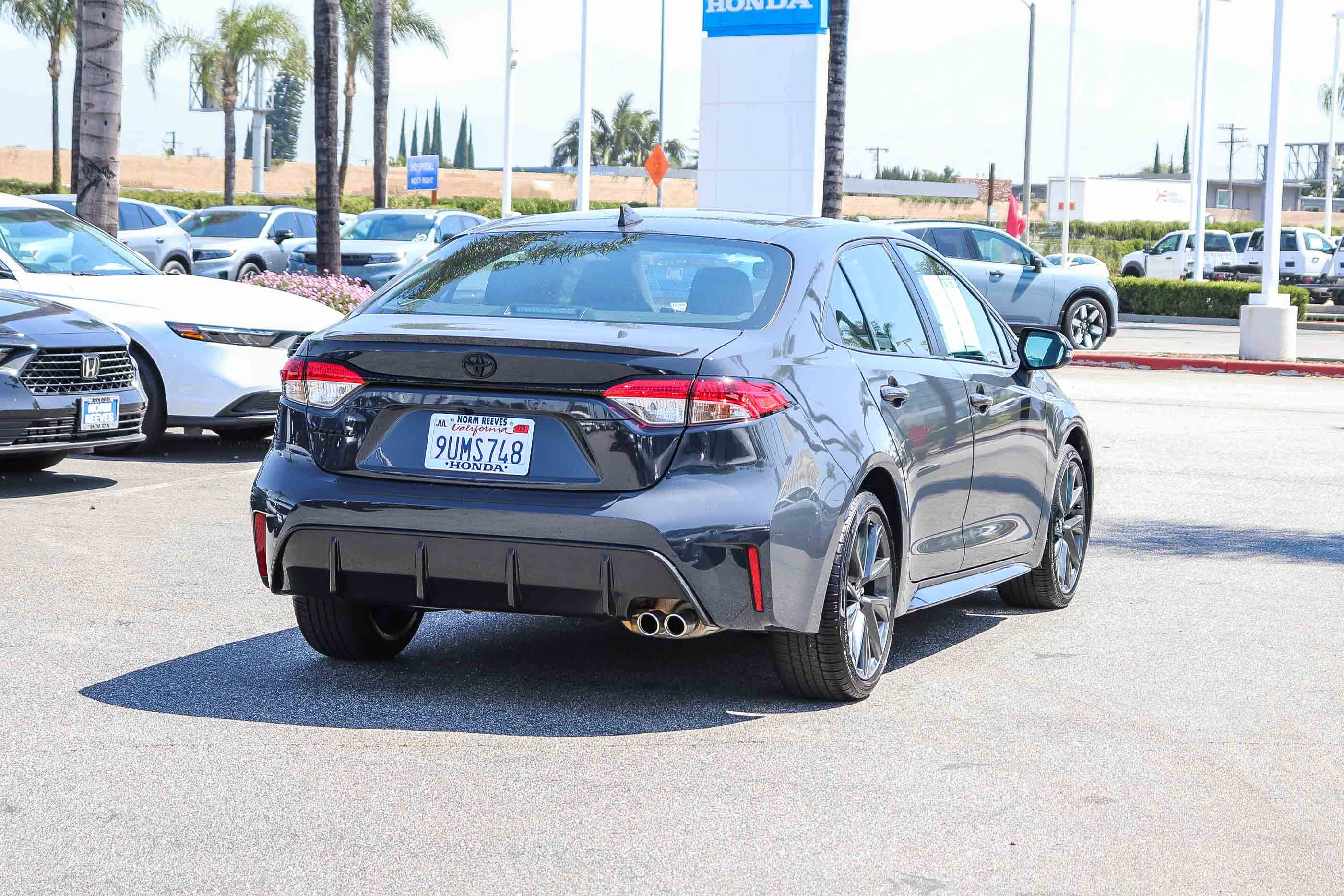 Used 2025 Toyota Corolla SE FWD image 11