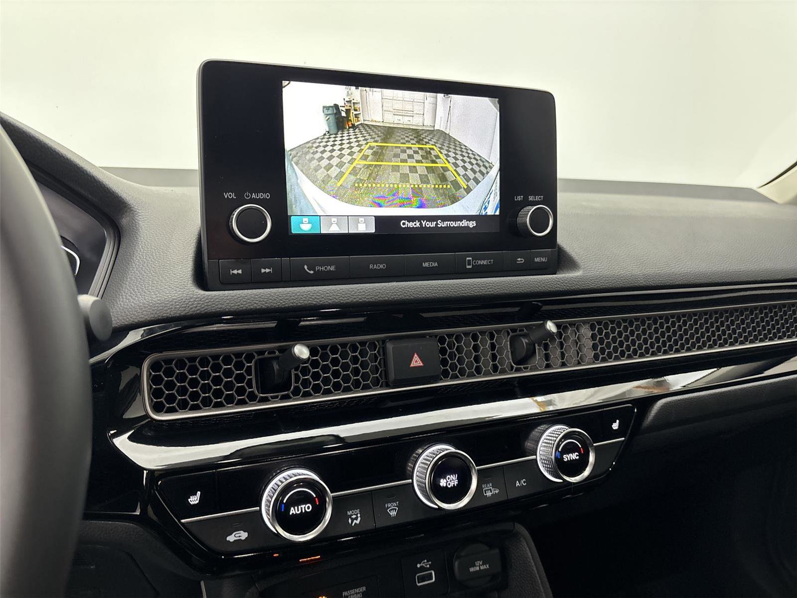 Used 2023 Honda Civic EX image 30