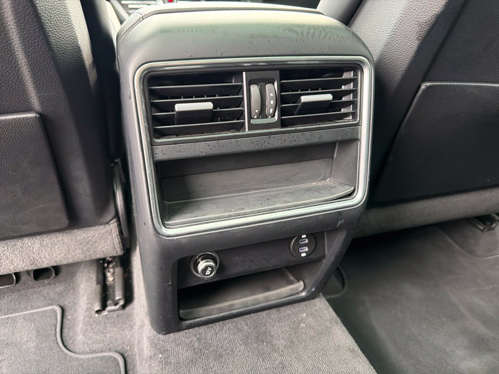 Used 2022 Porsche Cayenne S AWD/4WD image 33