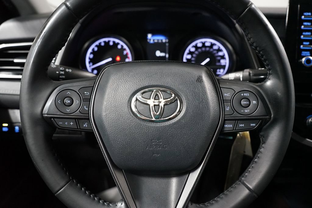 Used 2021 Toyota Camry SE FWD image 12