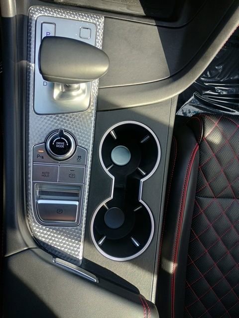 Used 2023 Genesis G70 3.3T w/ Sport Prestige Package image 32