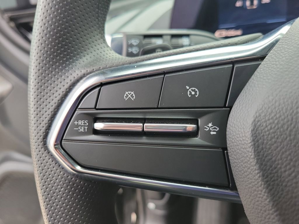 Used 2026 Chevrolet Equinox EV LT FWD image 21