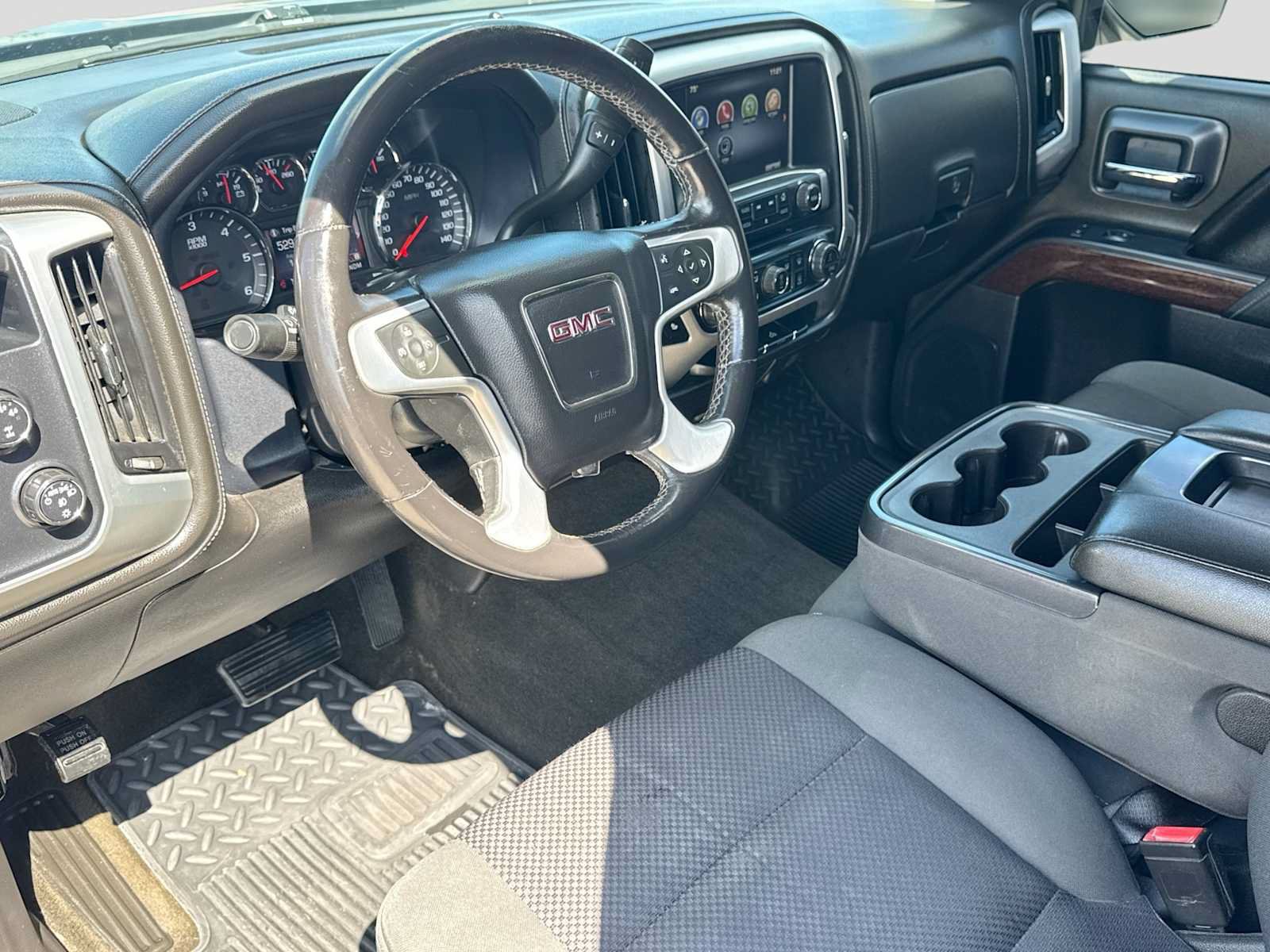 Used 2014 GMC Sierra 1500 SLE w/ SLE Value Package AWD/4WD image 2
