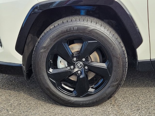 Certified 2020 Toyota RAV4 XSE AWD/4WD image 11