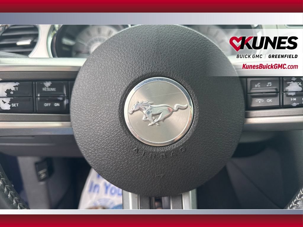 Used 2010 Ford Mustang Coupe RWD image 21