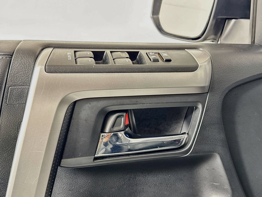 Used 2019 Toyota 4Runner Limited AWD/4WD image 18