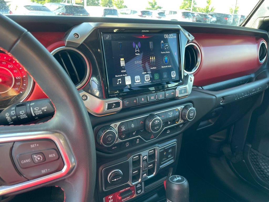 Used 2023 Jeep Wrangler Unlimited Rubicon w/ Cold Weather Group AWD/4WD image 15