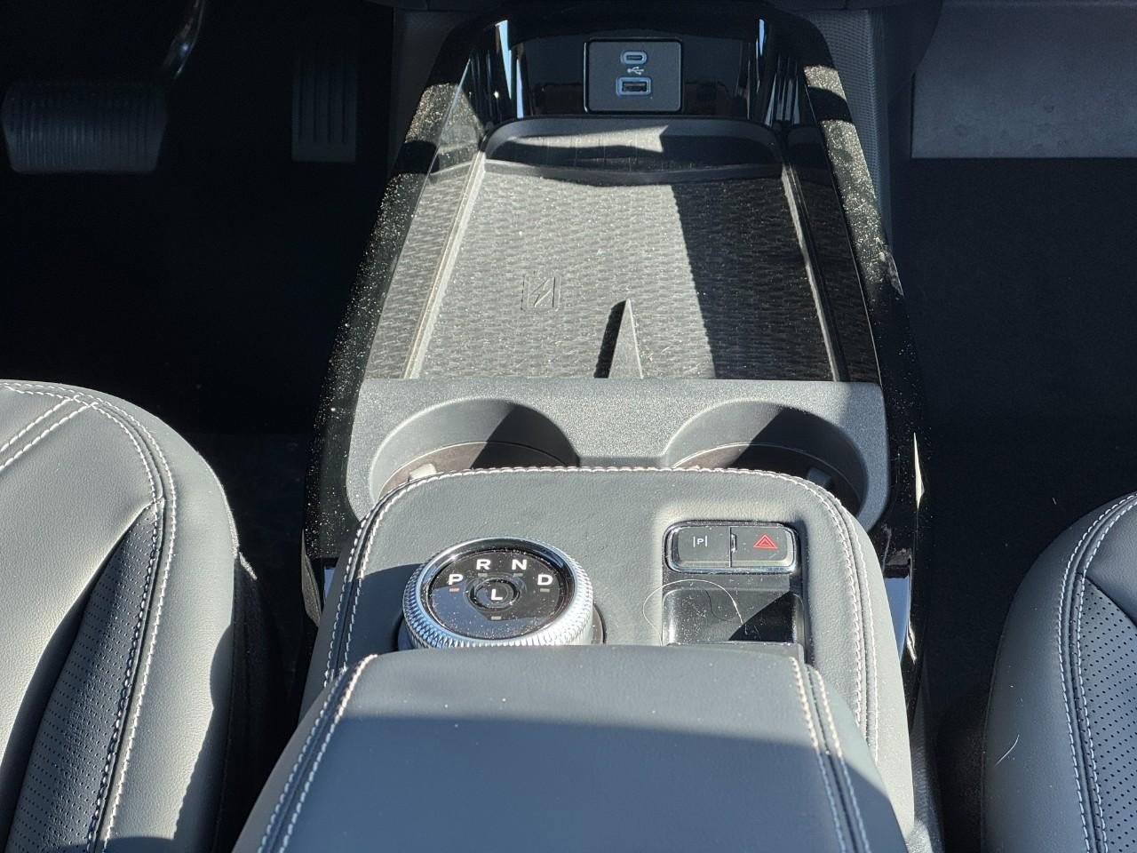 Used 2024 Ford Mustang Mach-E Premium image 9