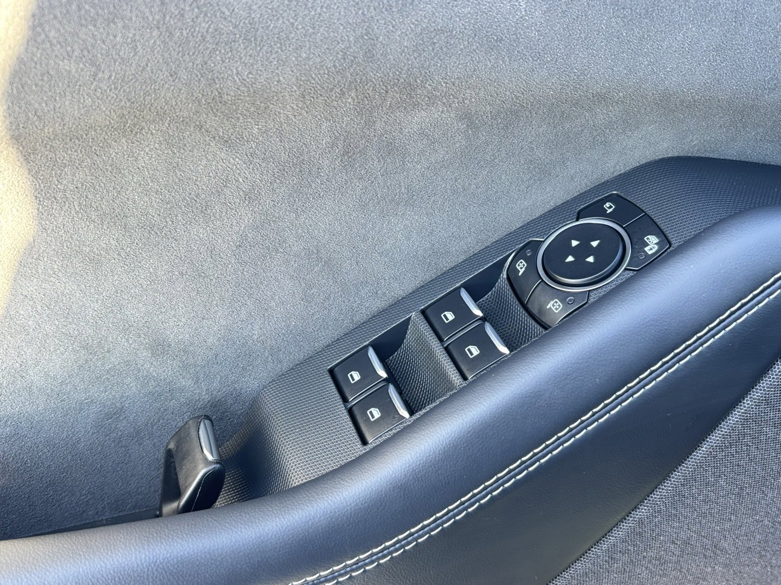 Used 2025 Ford Mustang Mach-E GT w/ Bronze Appearance Package image 17