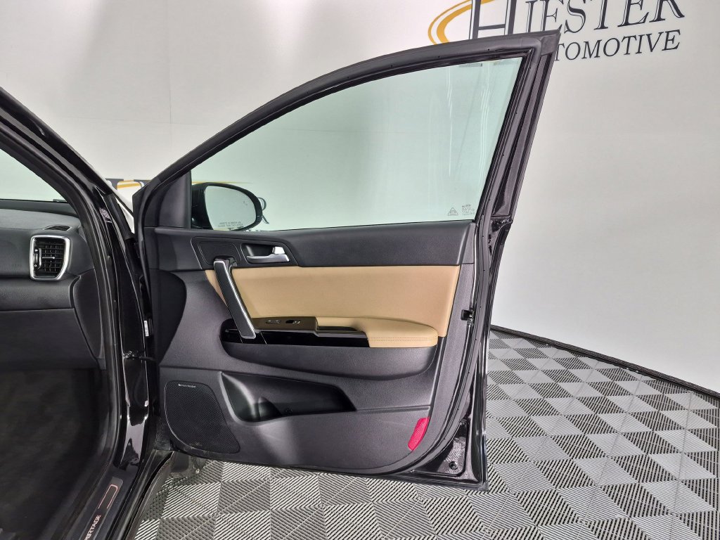 Used 2020 Kia Sportage SX AWD/4WD image 35