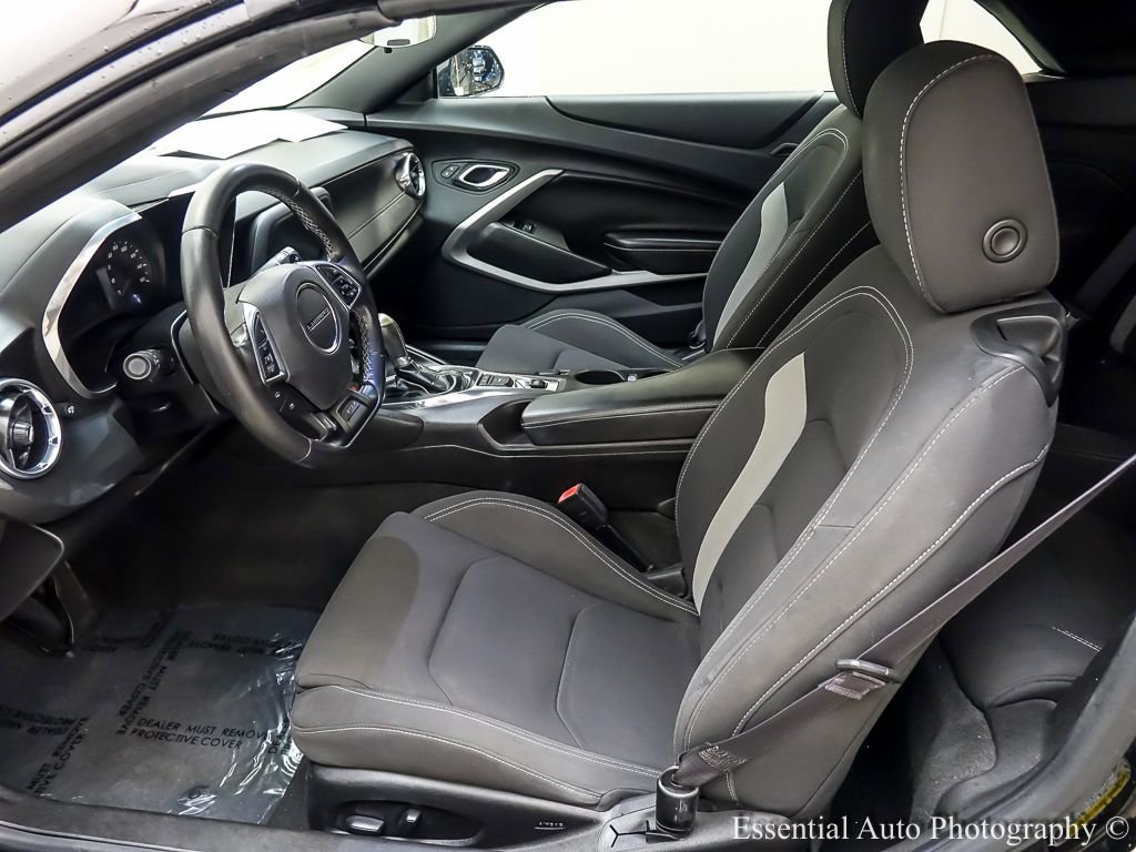 Used 2017 Chevrolet Camaro LT w/ RS Package image 10