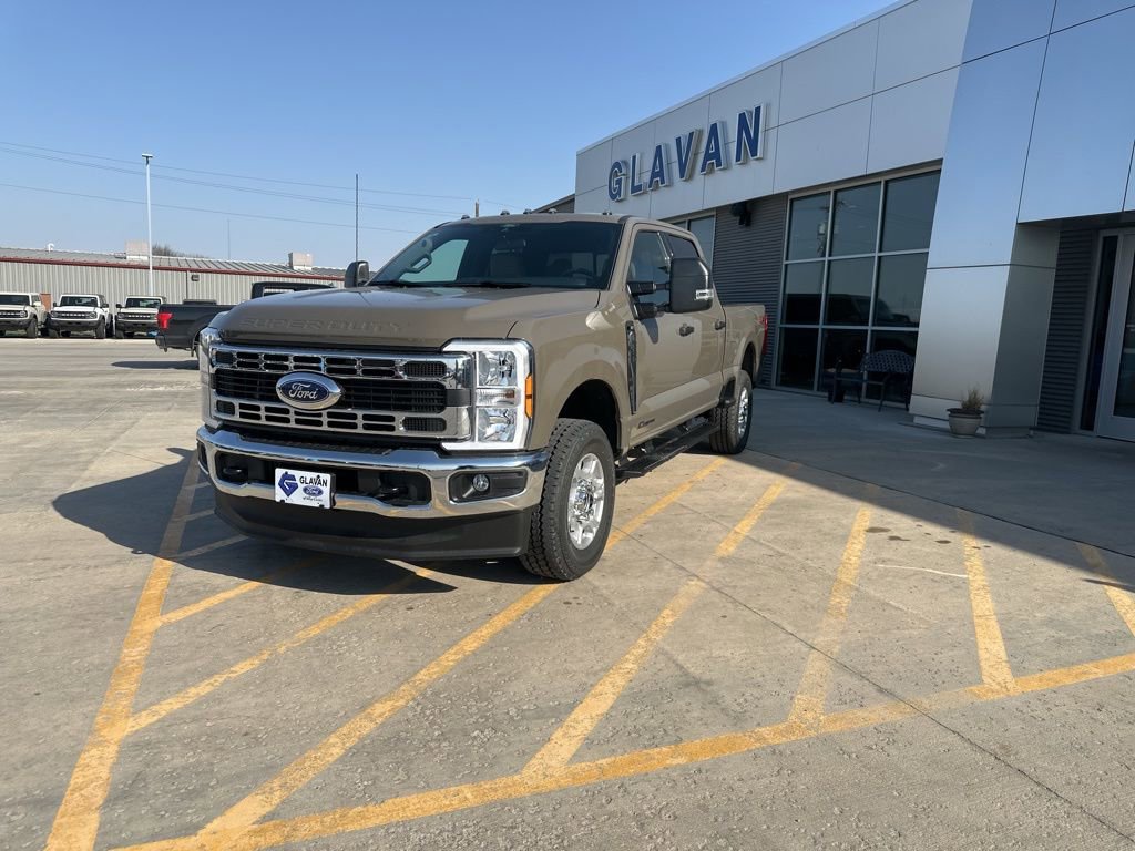 New 2026 Ford F250 XLT AWD/4WD image 3