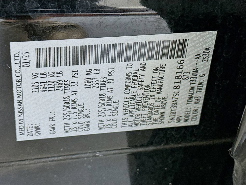 Used 2025 Nissan Rogue SV FWD image 34