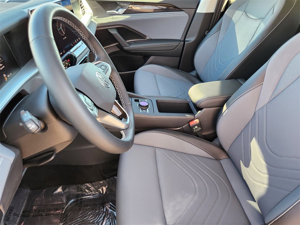 New 2026 Volkswagen Tiguan SE image 6