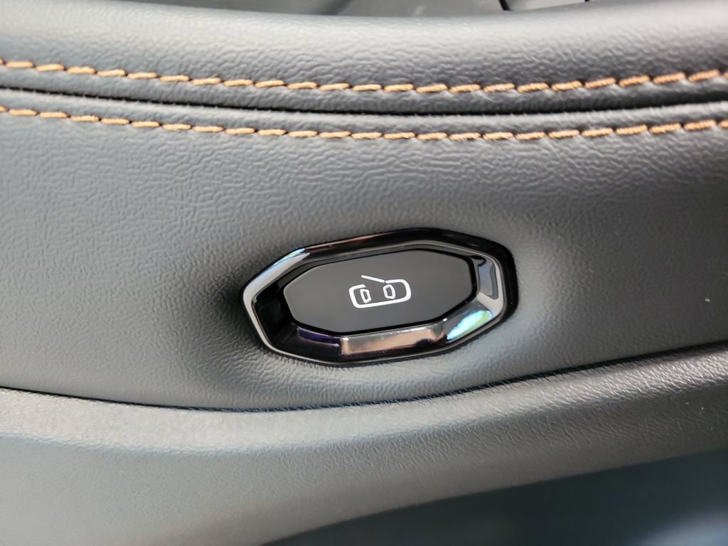 New 2026 Jeep Cherokee Limited AWD/4WD image 22