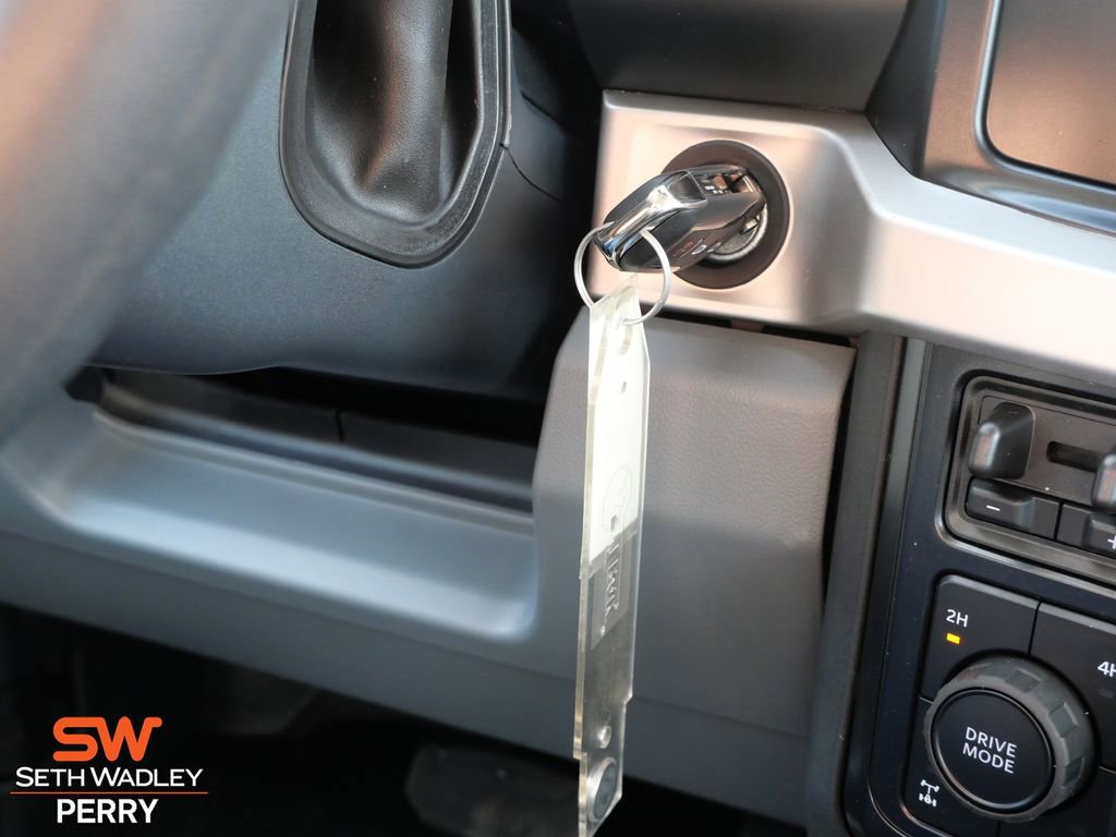 New 2026 Ford F250 XL w/ XL Chrome Package image 26