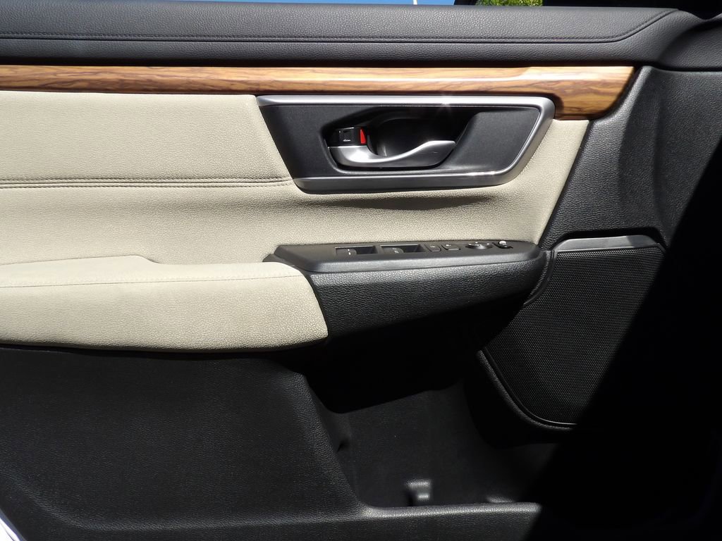 Used 2017 Honda CR-V EX image 11