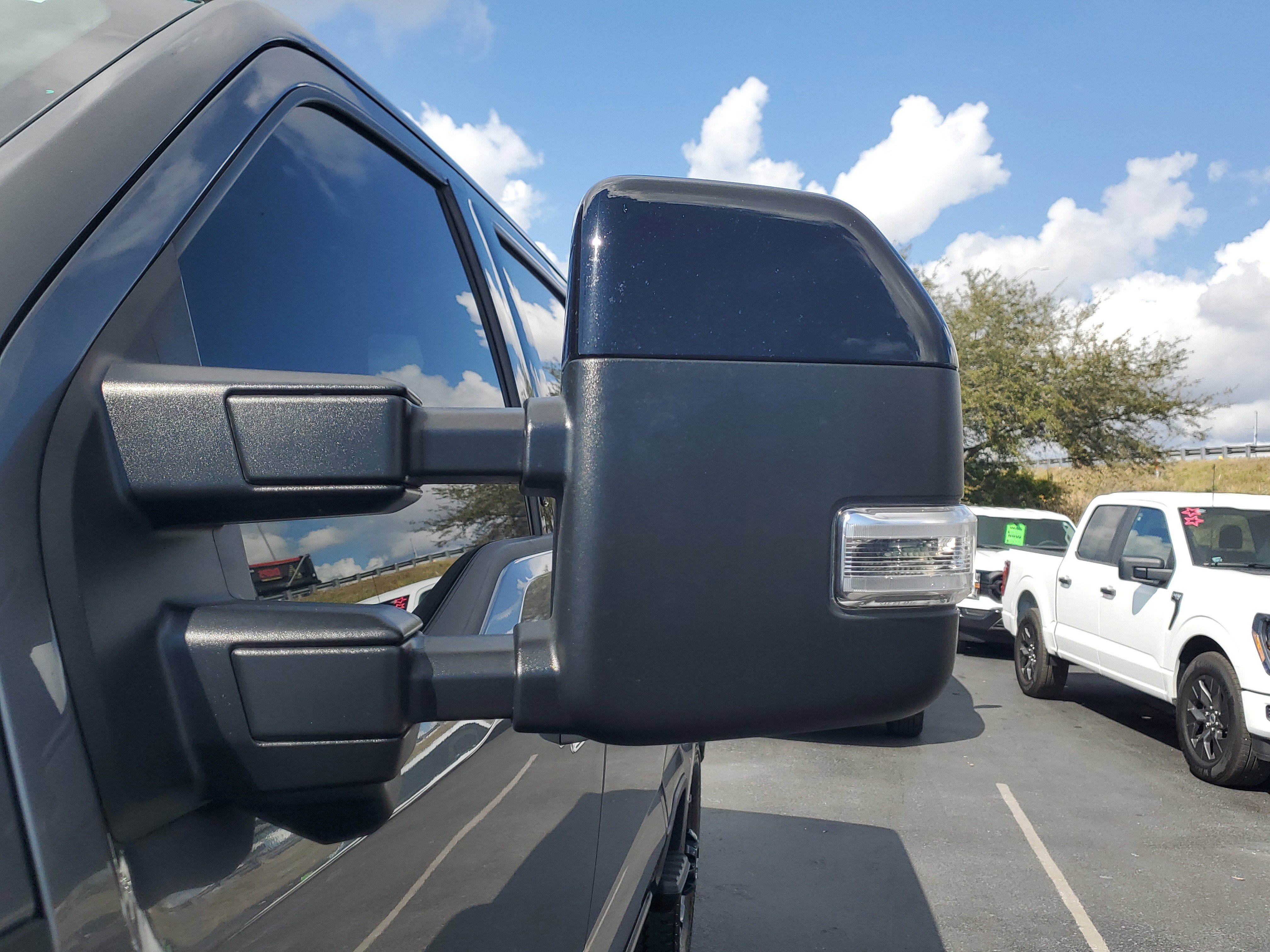 Certified 2024 Ford F250 Lariat w/ Lariat Ultimate Package image 4