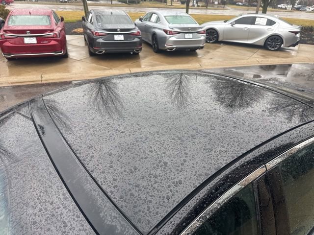 Used 2017 Lincoln MKZ Reserve w/ Climate Package image 10