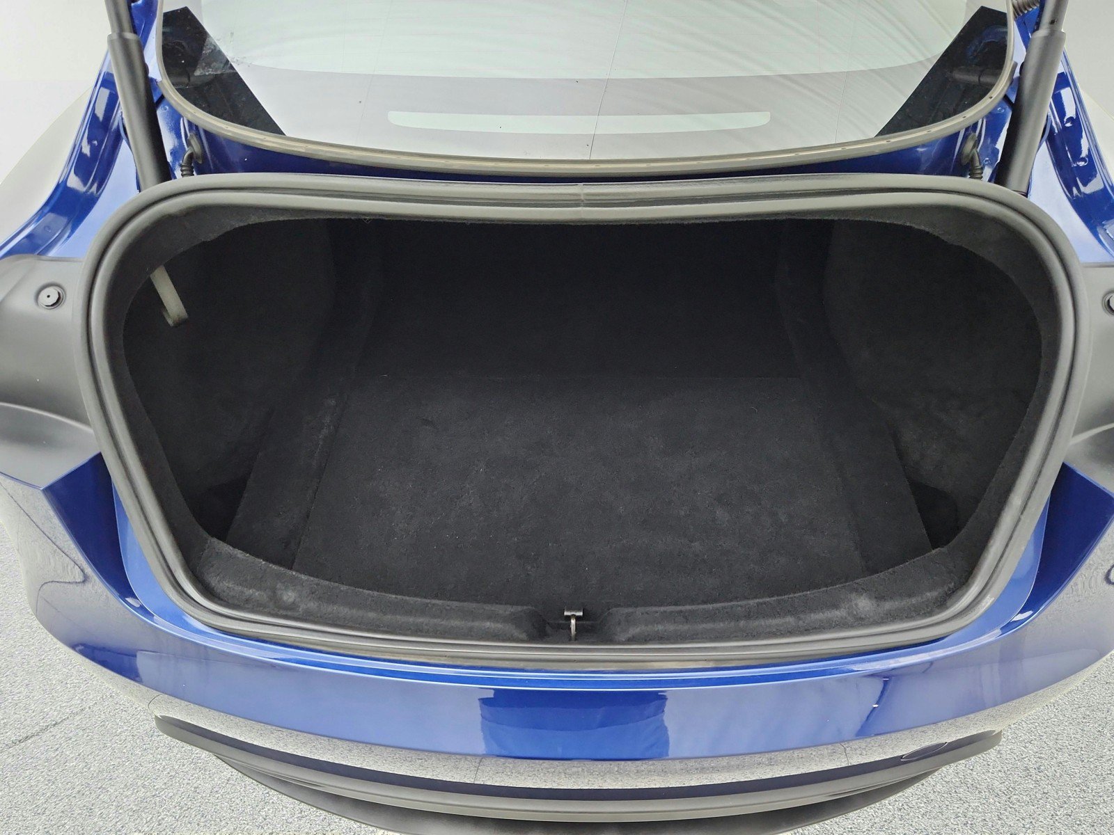 Used 2025 Tesla Model 3 Long Range RWD image 27