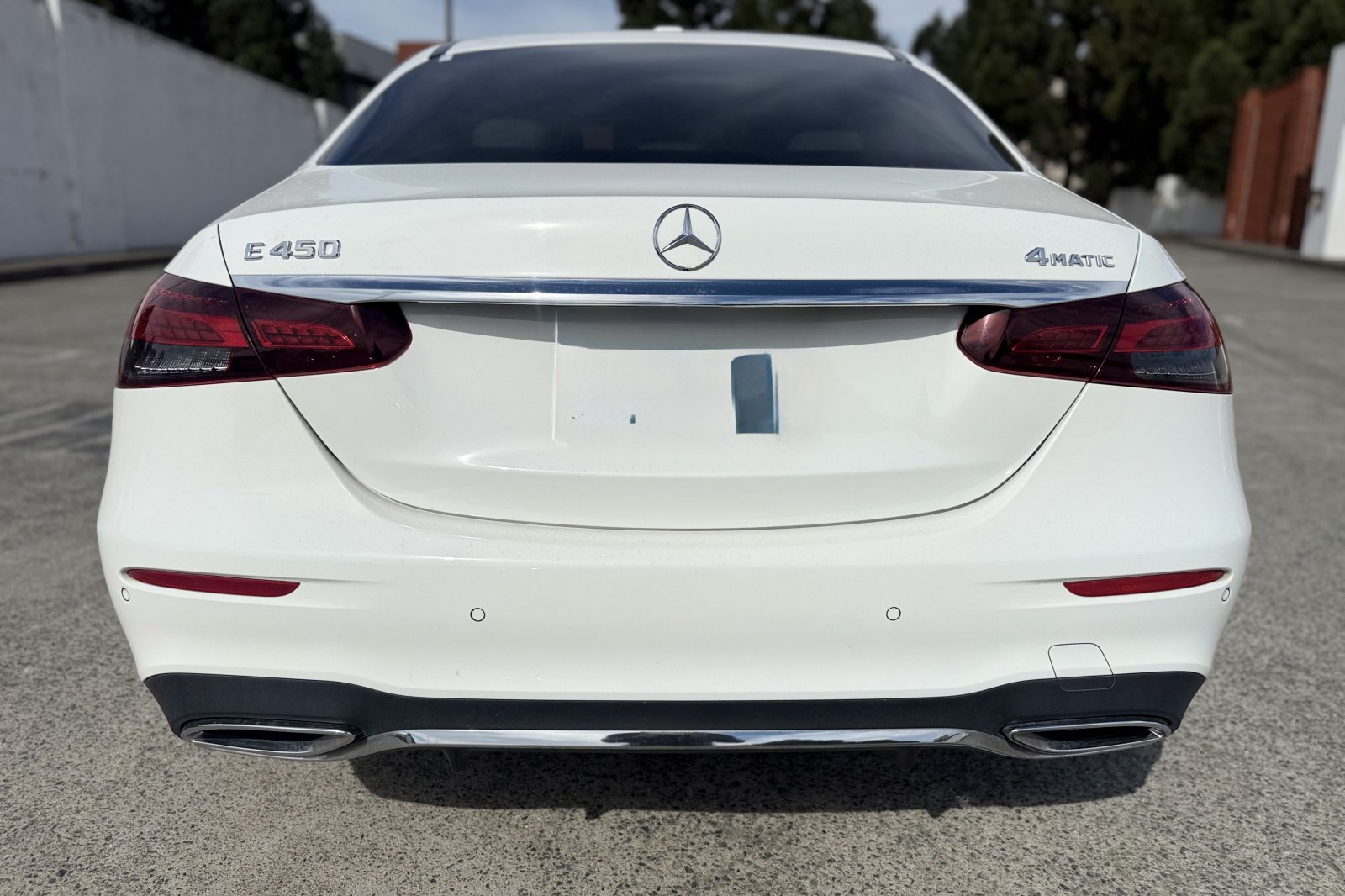 Certified 2022 Mercedes-Benz E 450 4MATIC Sedan image 4
