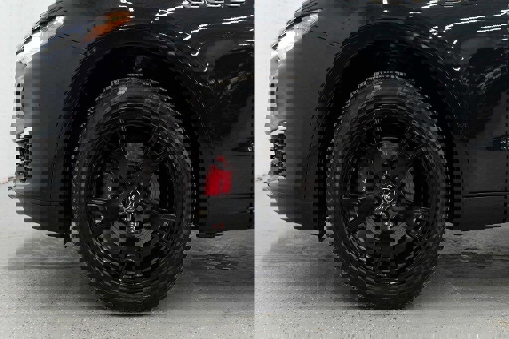 Used 2022 Maserati Levante GT image 31